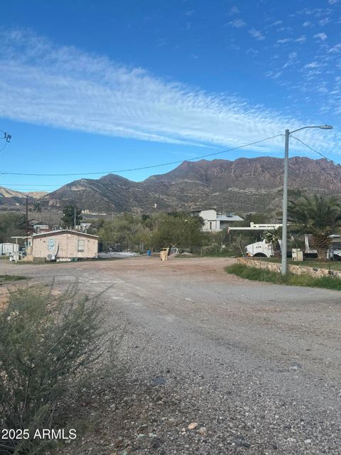 1129 S EDNA Avenue Superior AZ 85173