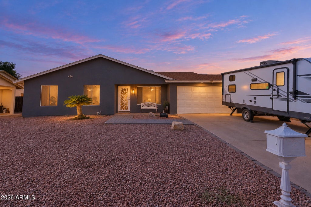 Photo of 4143 E Burgess Lane, Phoenix, AZ 85042 (MLS # 7093422)