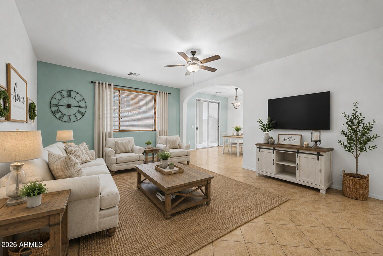 1633 W LACEWOOD Place