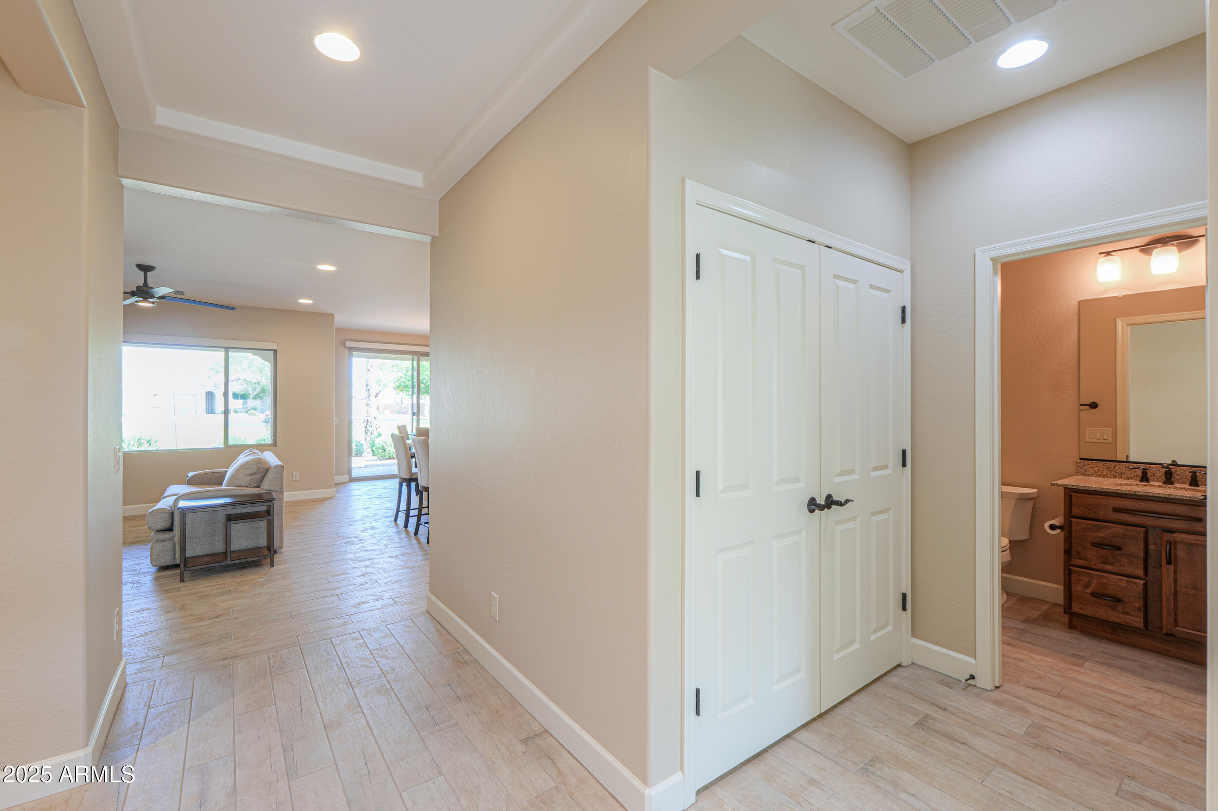 4736 W CHERRY OAKS Drive