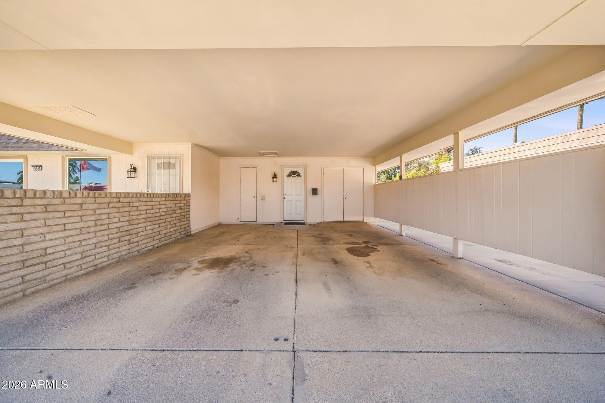 9736 N 105TH Avenue