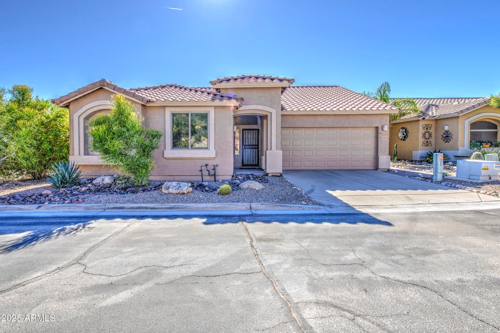 Photo of 6356 Mesa Vista Drive S, Gold Canyon, AZ 85118 (MLS # 6949588)