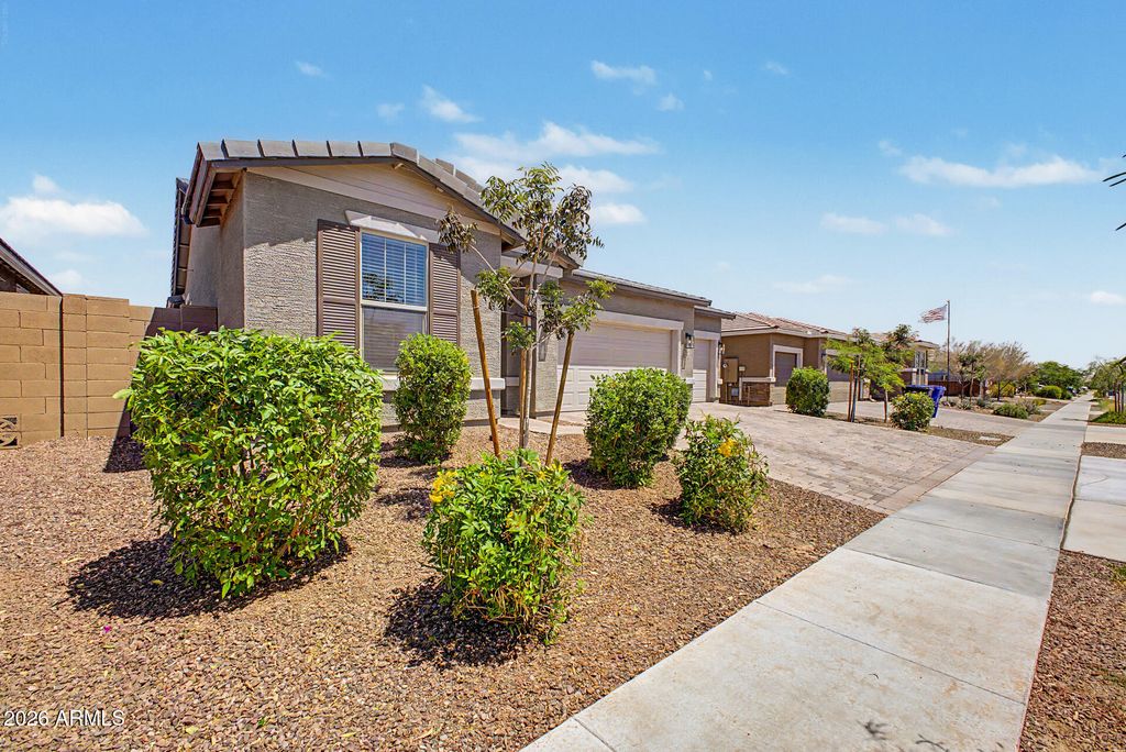 Photo of 17850 W Running Deer Trail, Surprise, AZ 85387 (MLS # 7025653)
