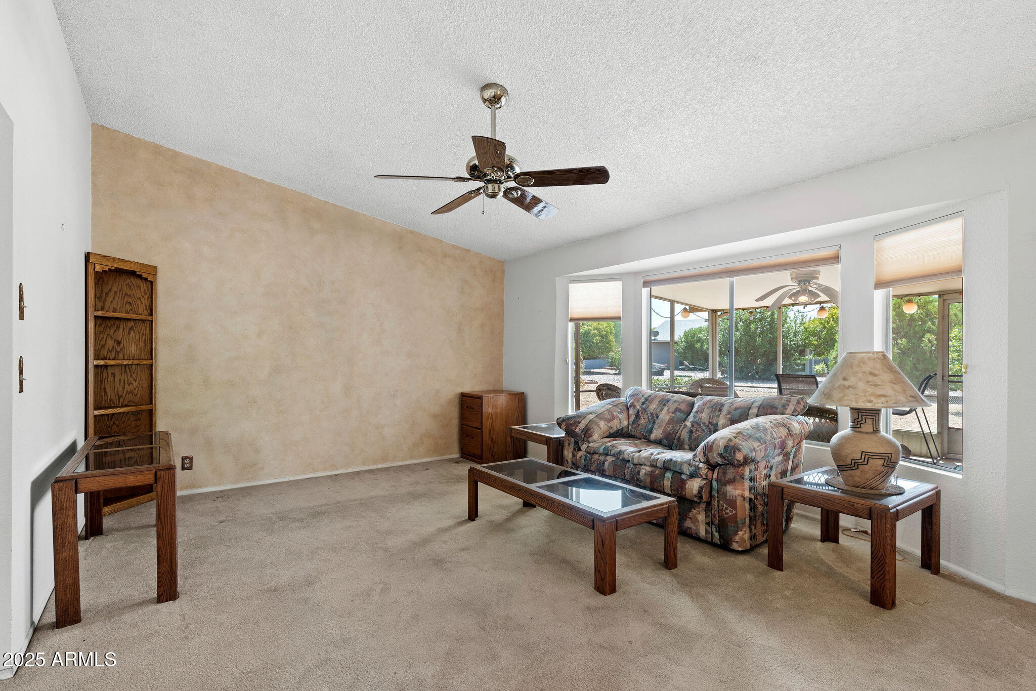 1009 LEISURE WORLD --