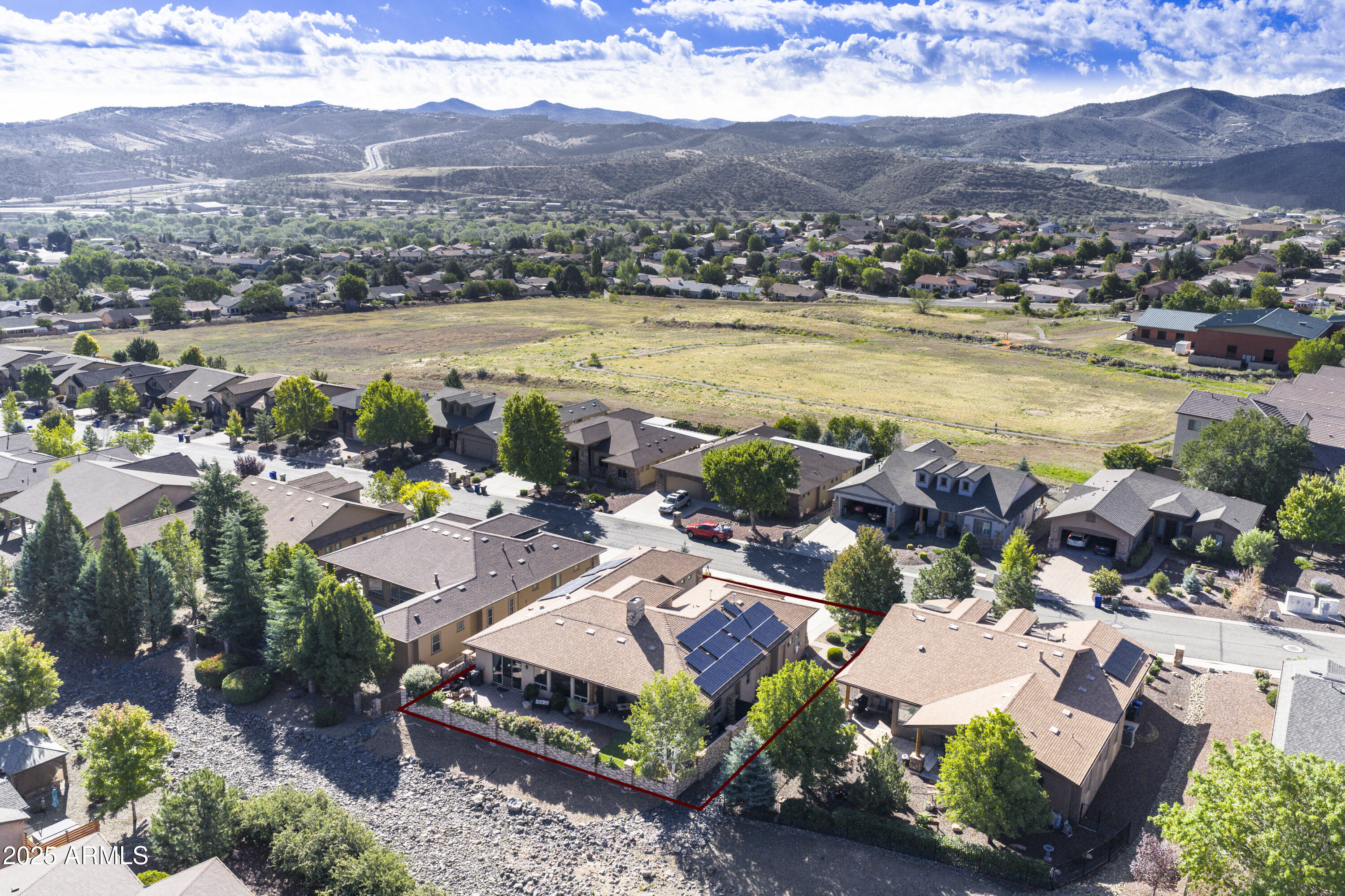 422 BLOOMINGDALE Drive