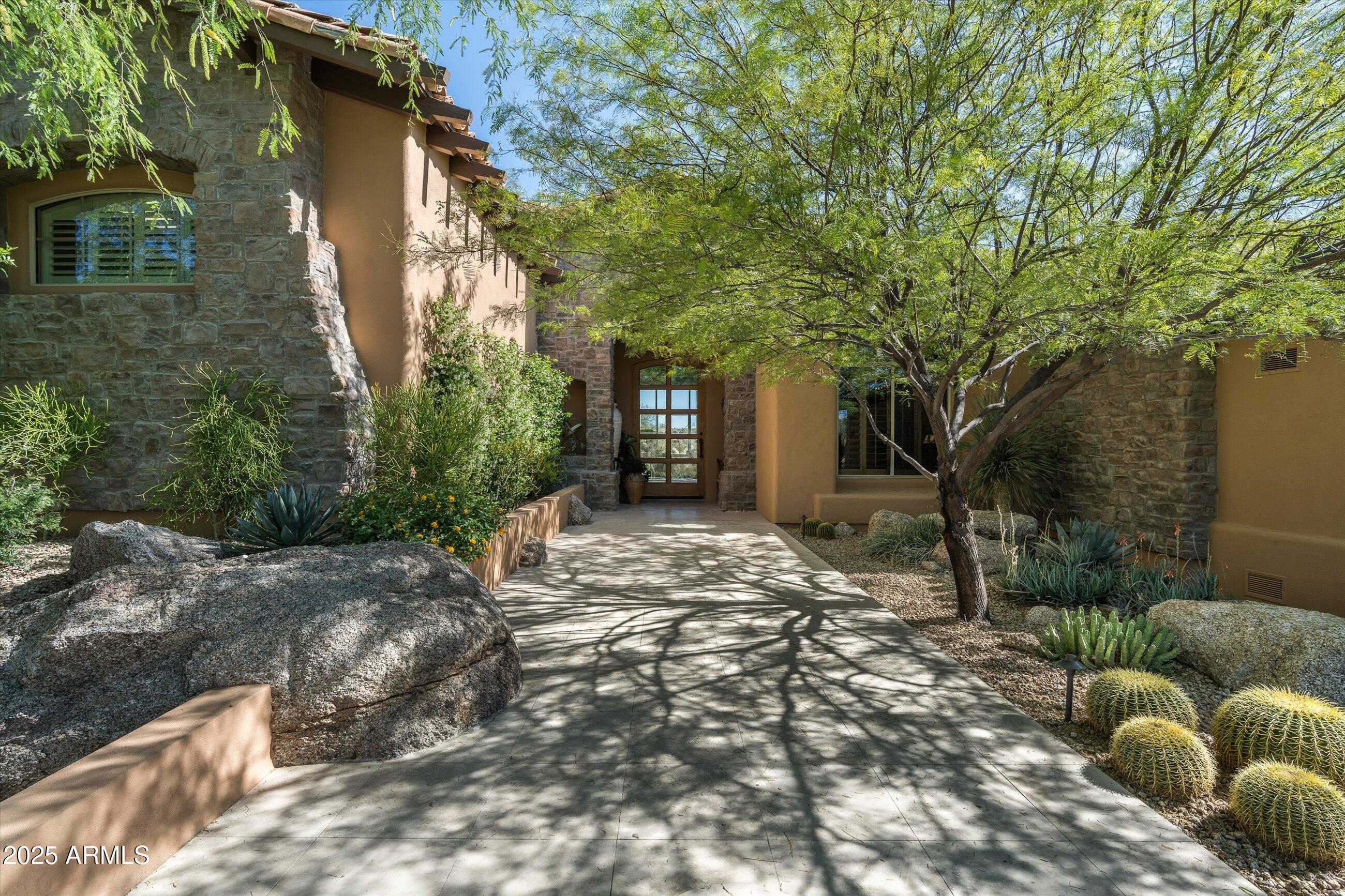 10531 E CINDER CONE Trail