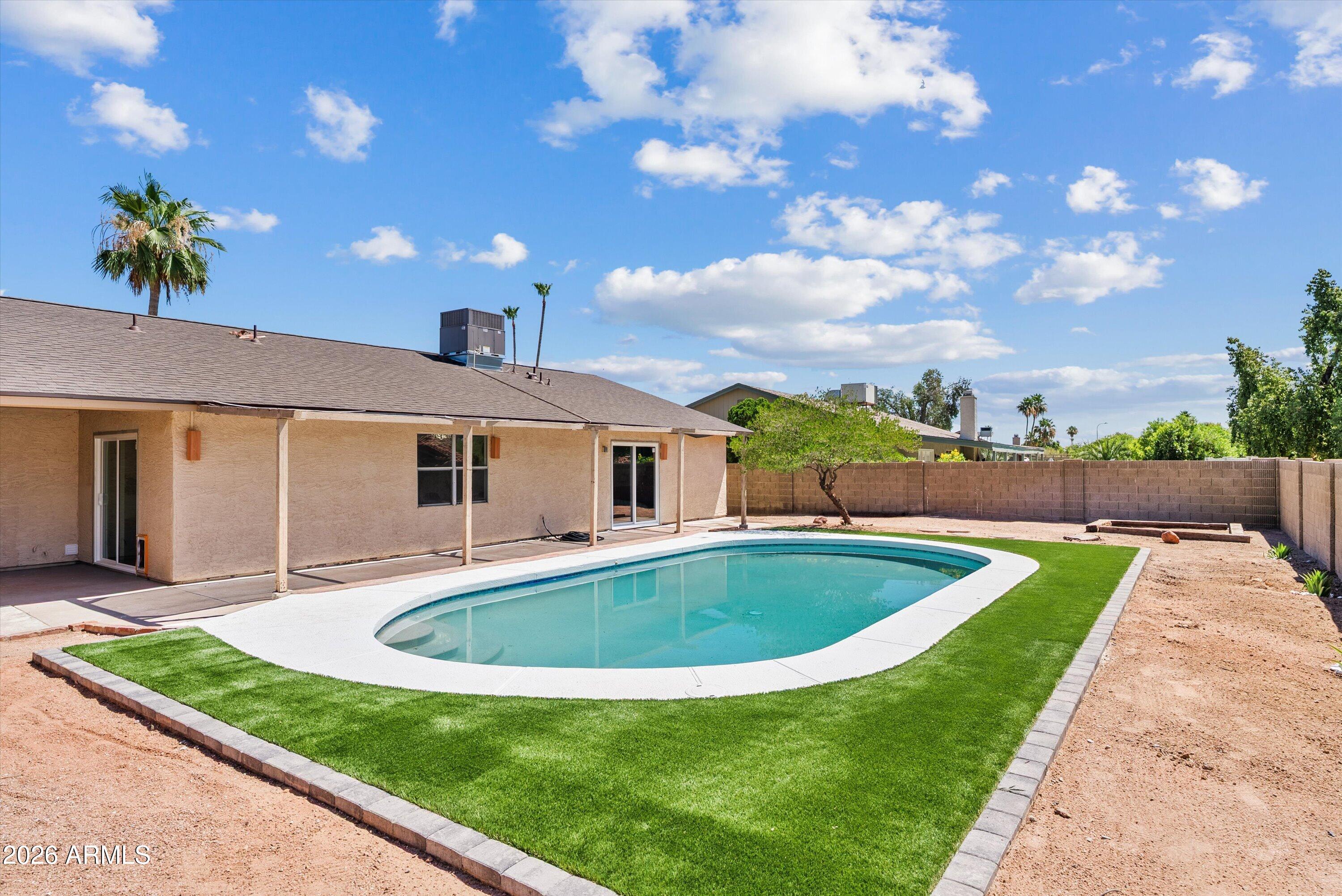 AHWATUKEE FS-17 - Residential