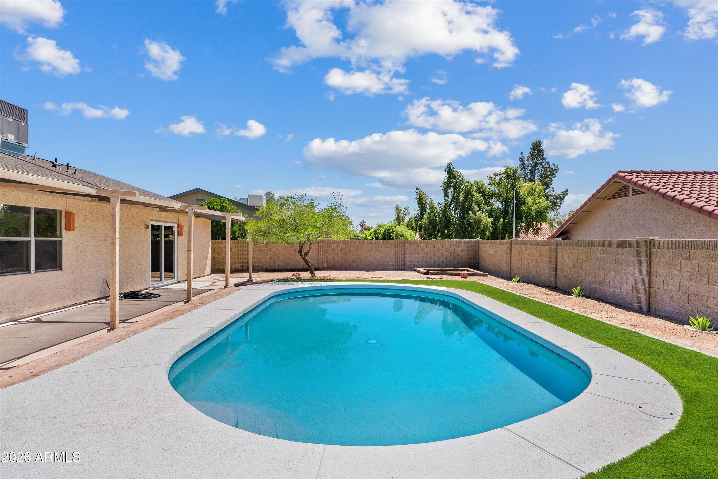 AHWATUKEE FS-17 - Residential