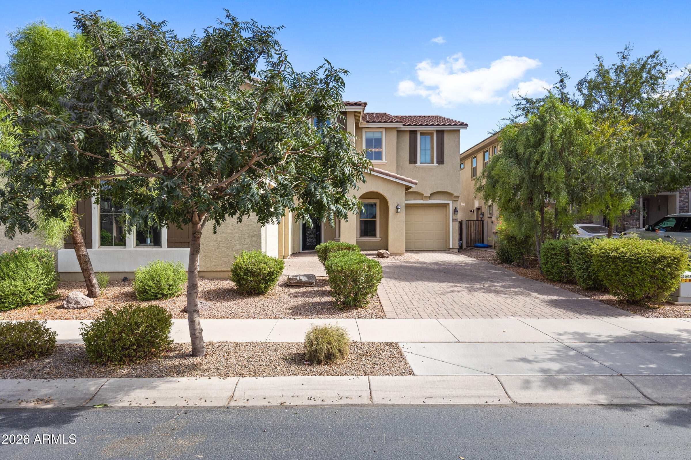 20857 E MOCKINGBIRD Drive
