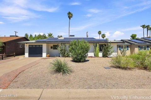Photo of 6826 E Edgemont Avenue, Scottsdale, AZ 85257 (MLS # 7077328)