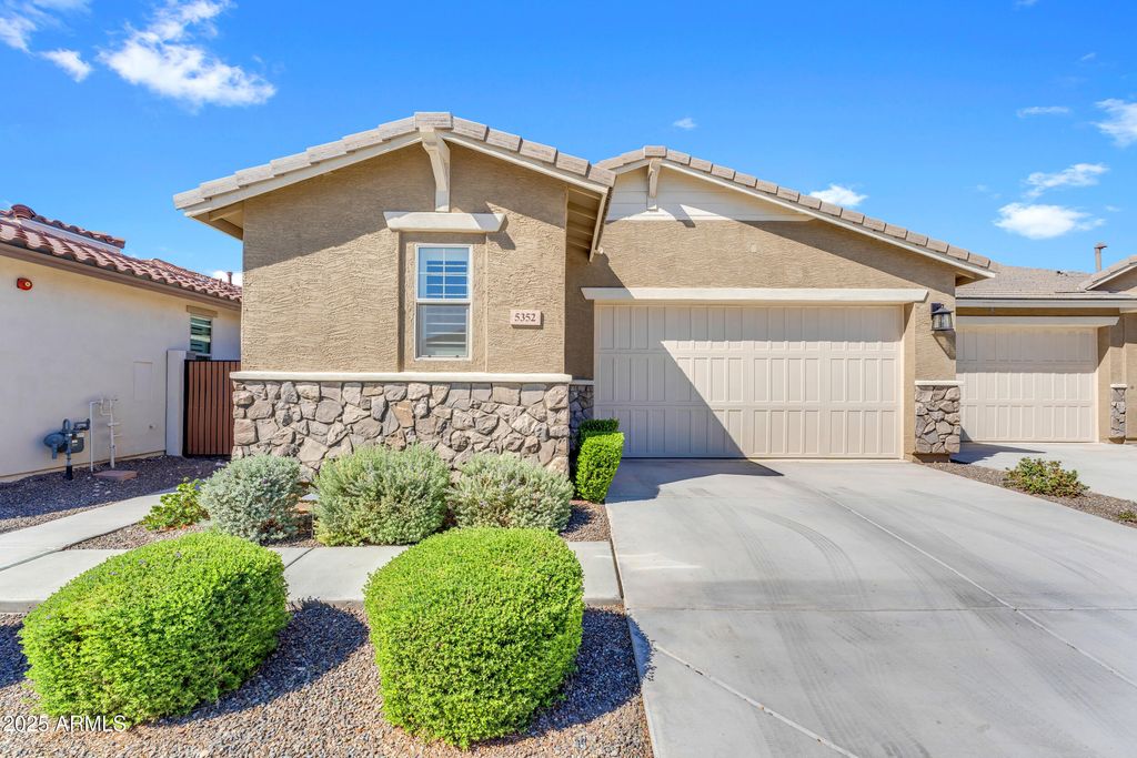 Photo of 5352 N 205th Drive, Buckeye, AZ 85396 (MLS # 6925443)