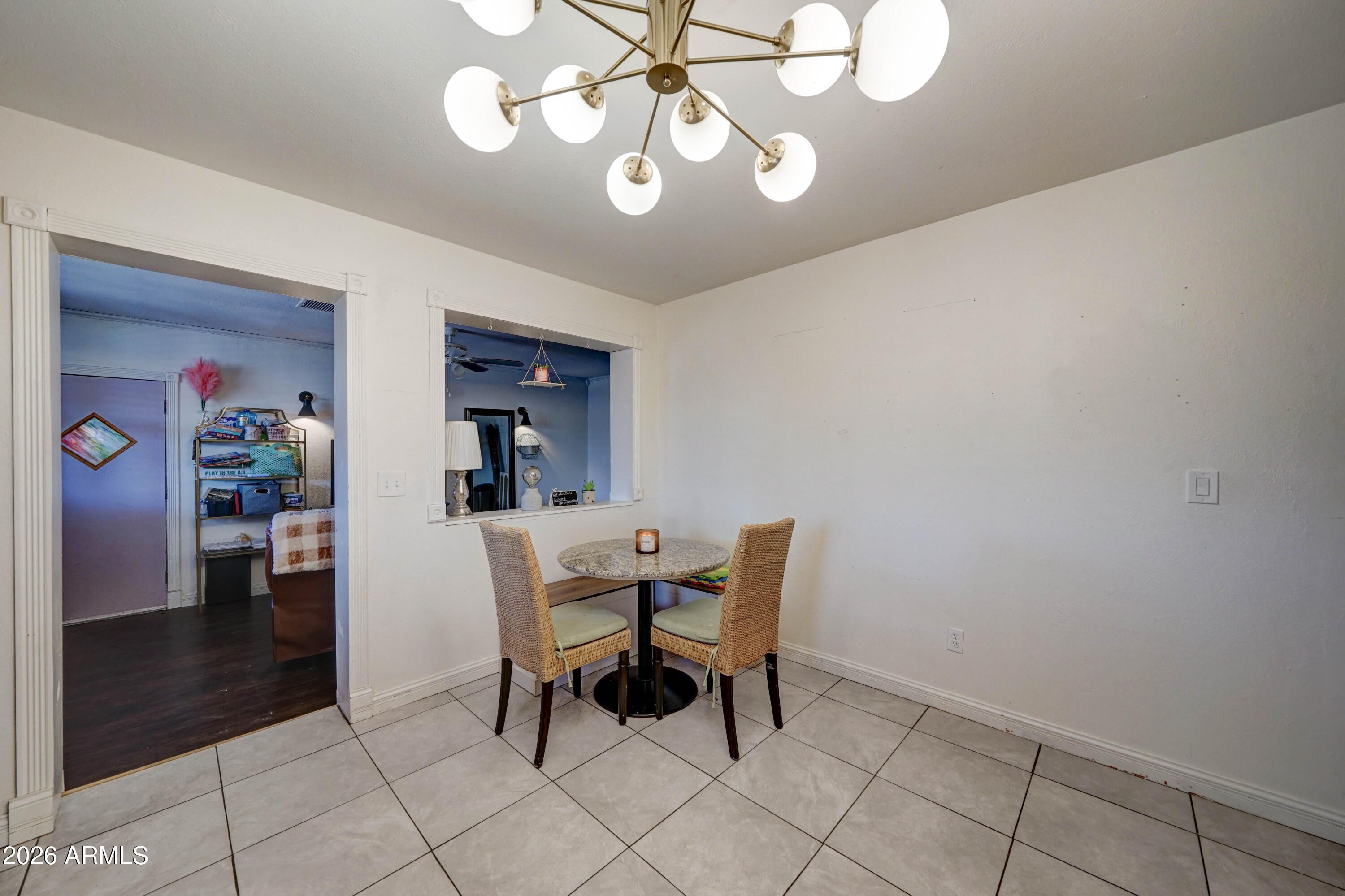 2908 W CORRINE Drive
