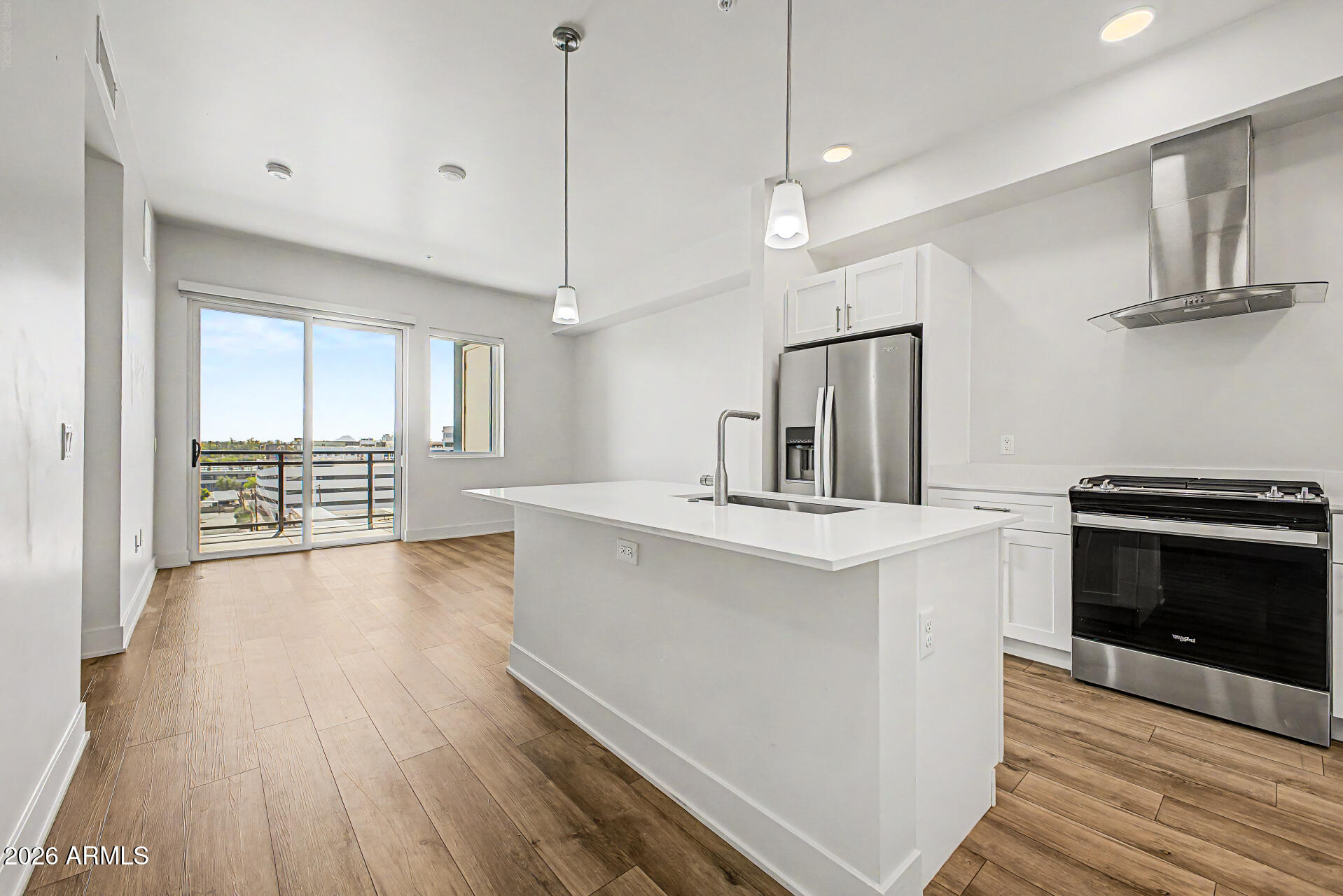3131 N CENTRAL Avenue 6020