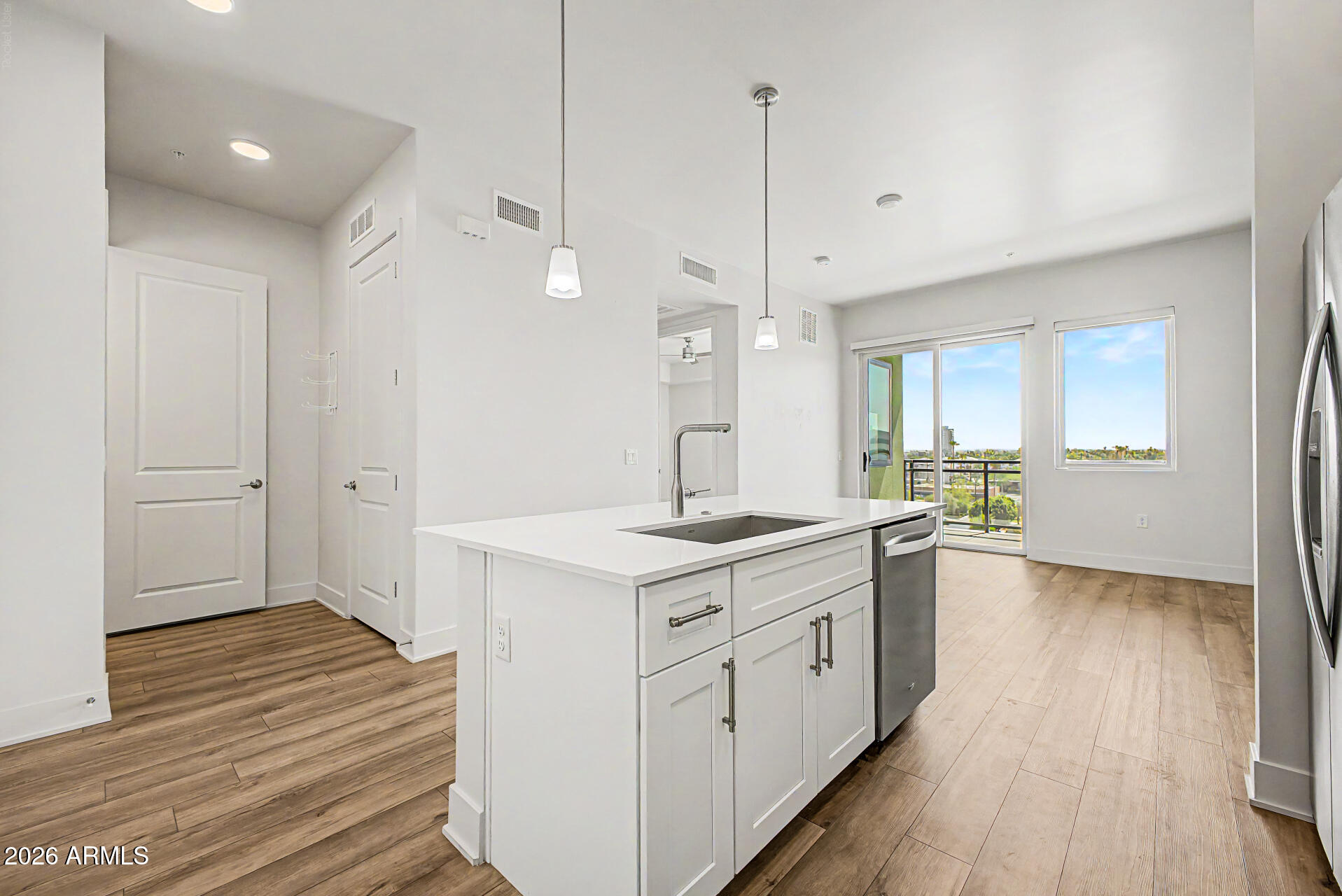 3131 N CENTRAL Avenue 6020