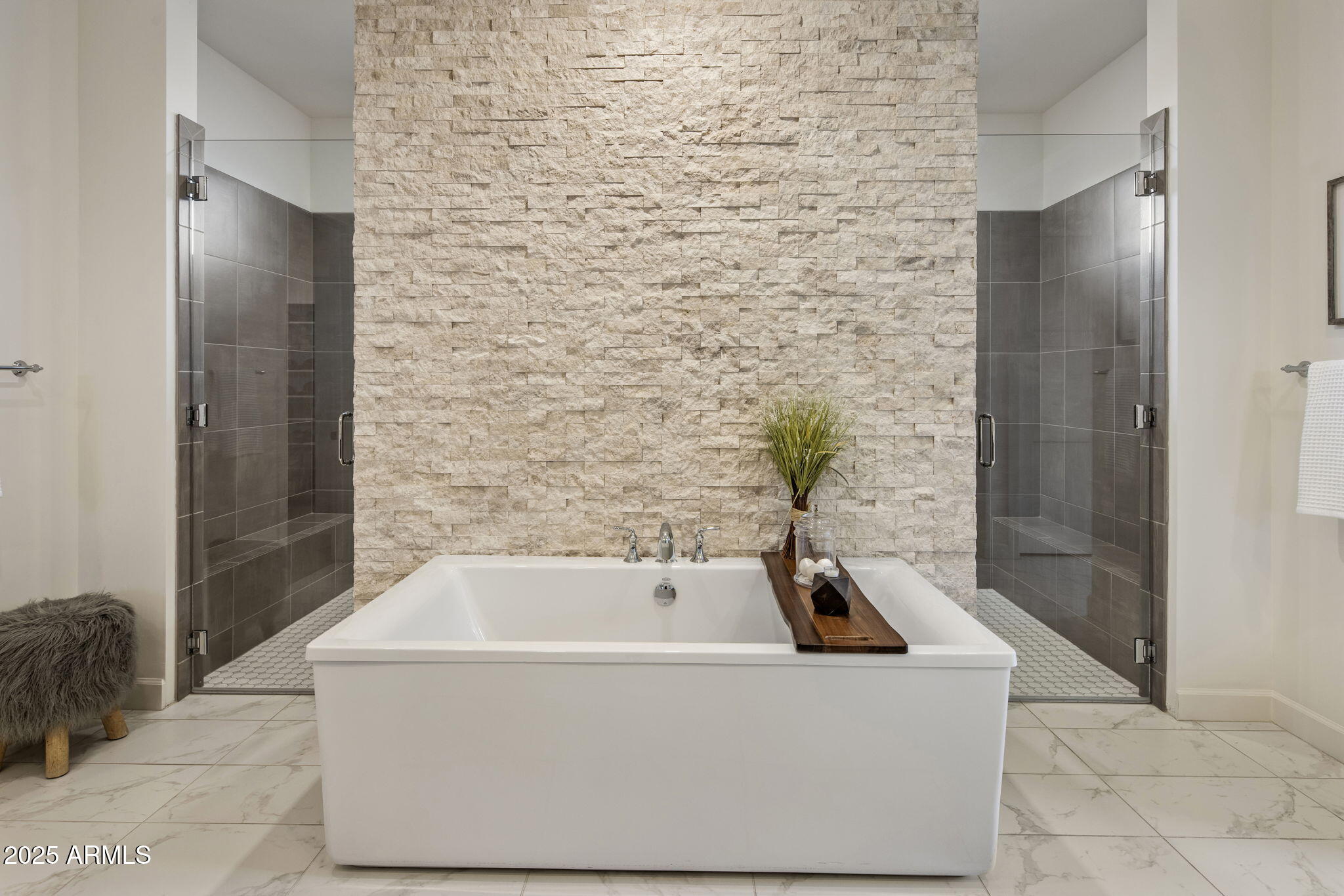 ADERO CANYON PARCEL 7 - Residential