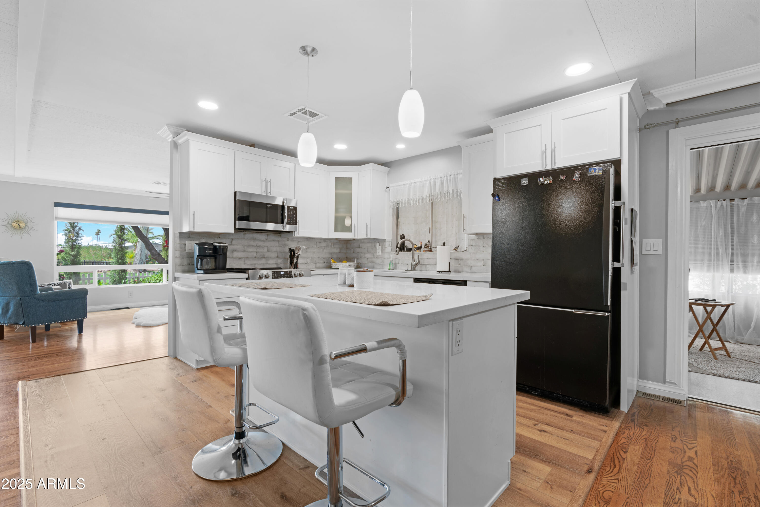 8938 E COUNTRY CLUB Drive