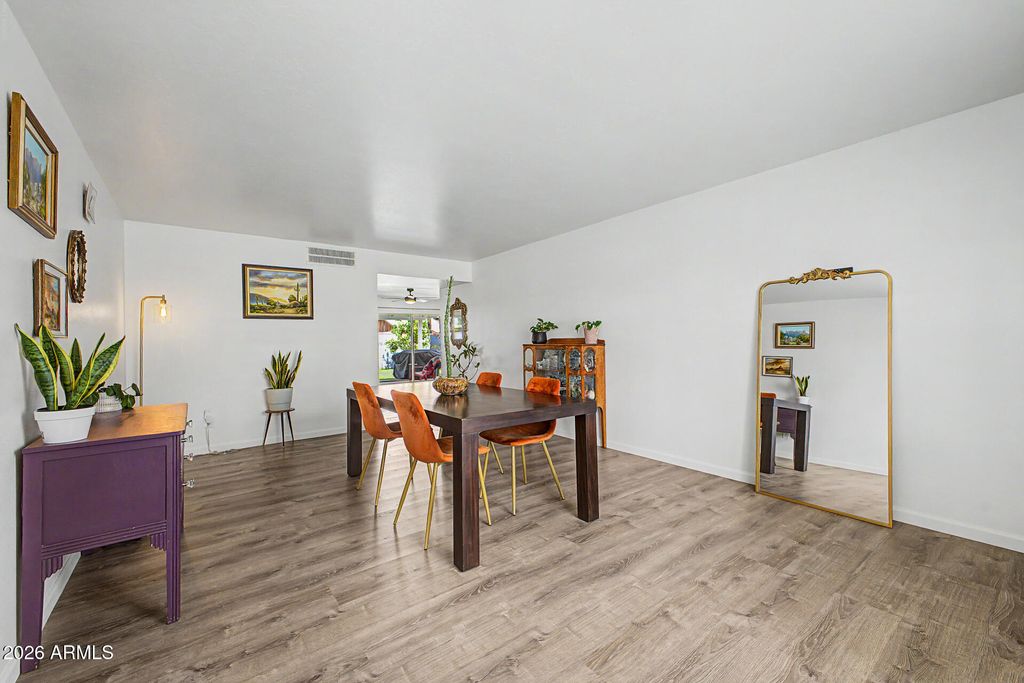 Photo of 1420 E Campus Drive, Tempe, AZ 85282 (MLS # 7014329)