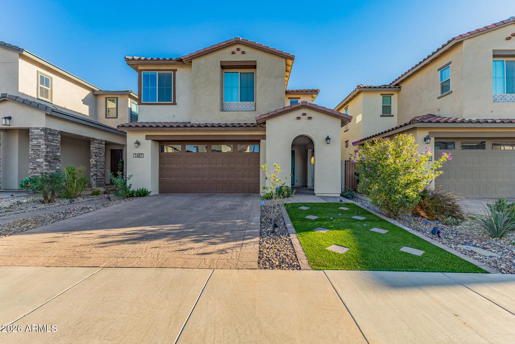 Photo of 1487 E Blue Spruce Lane, Gilbert, AZ 85298 (MLS # 6993590)