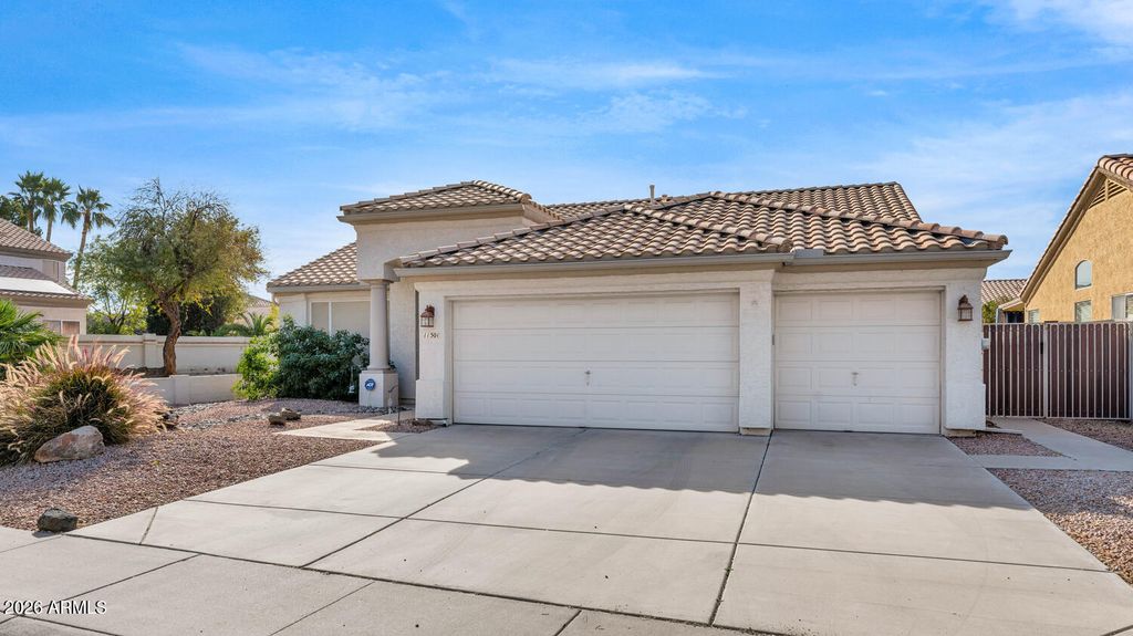 Photo of 11501 W Laurelwood Lane, Avondale, AZ 85392 (MLS # 6983296)