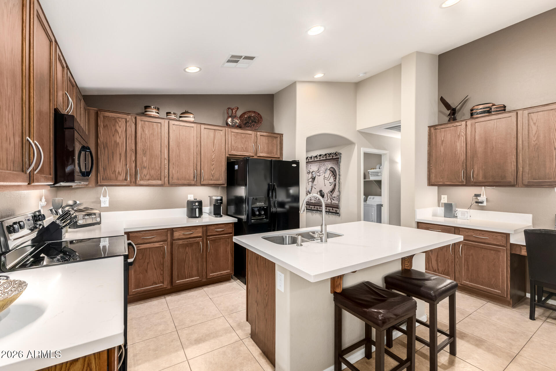 42038 W CHEYENNE Drive