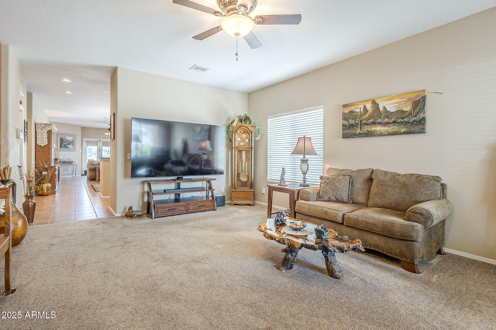 525 E SHAWNEE Road