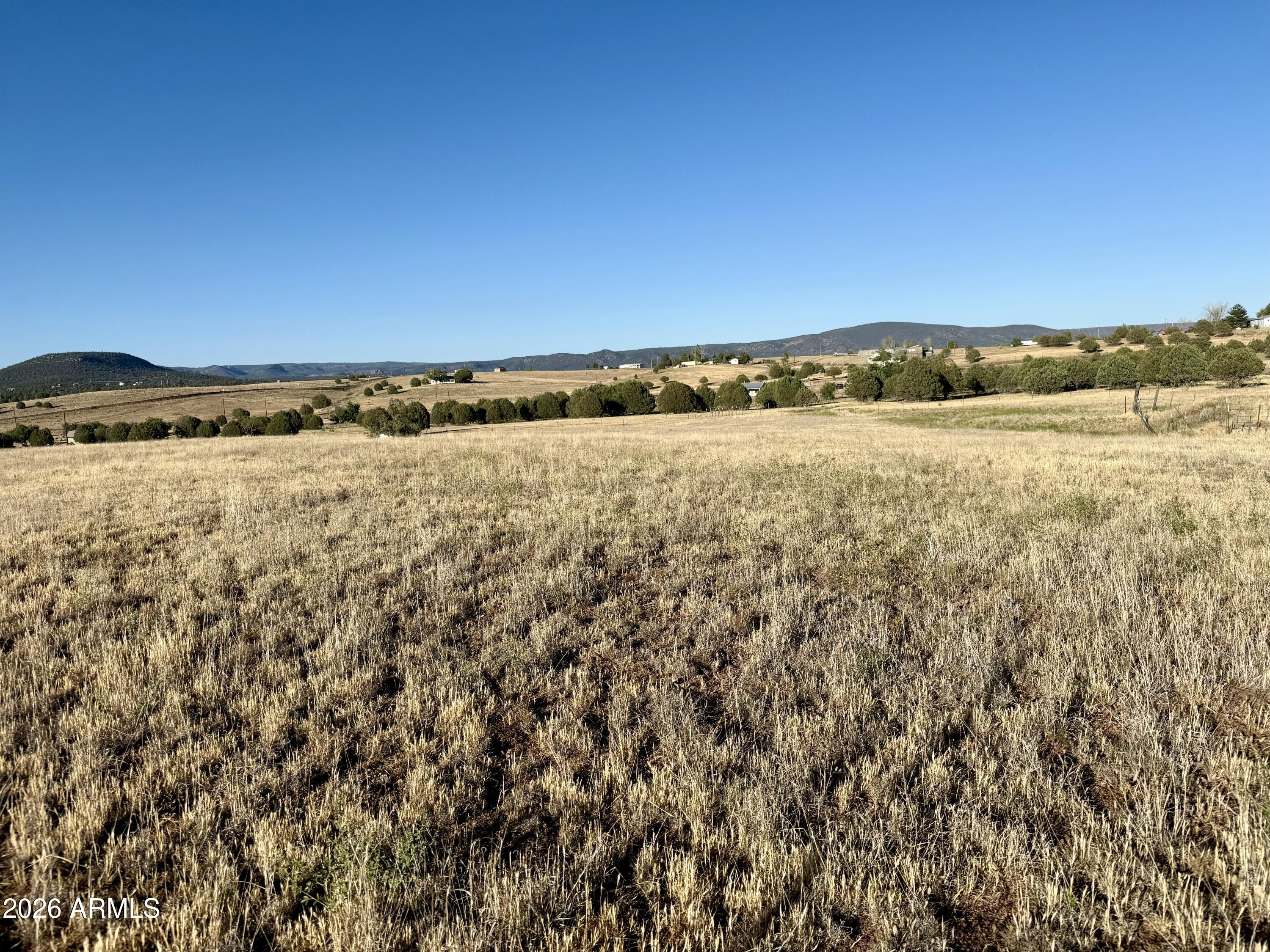 228B S Dutchmans Trail -