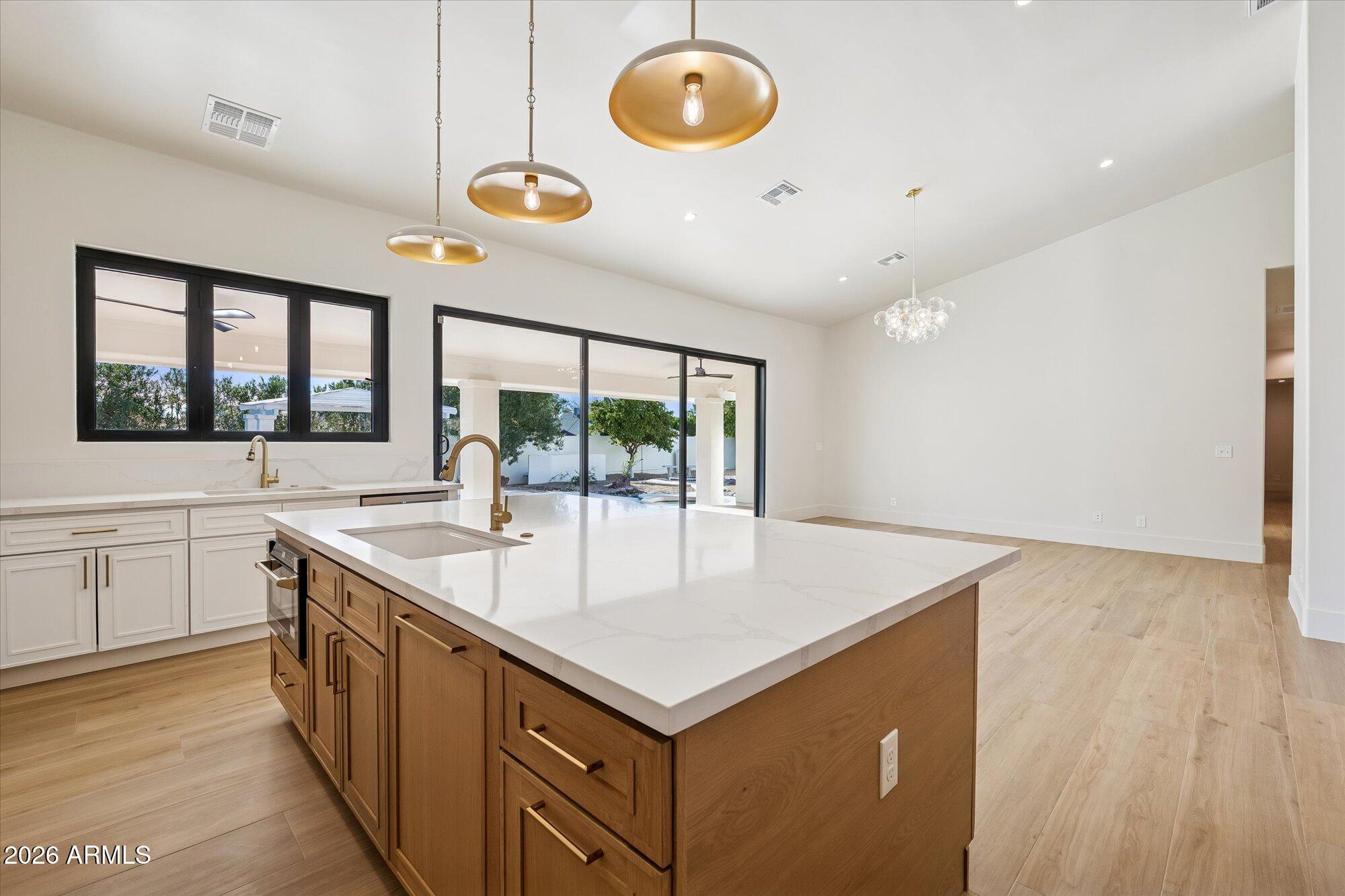 5861 E SAINT JOHN Road