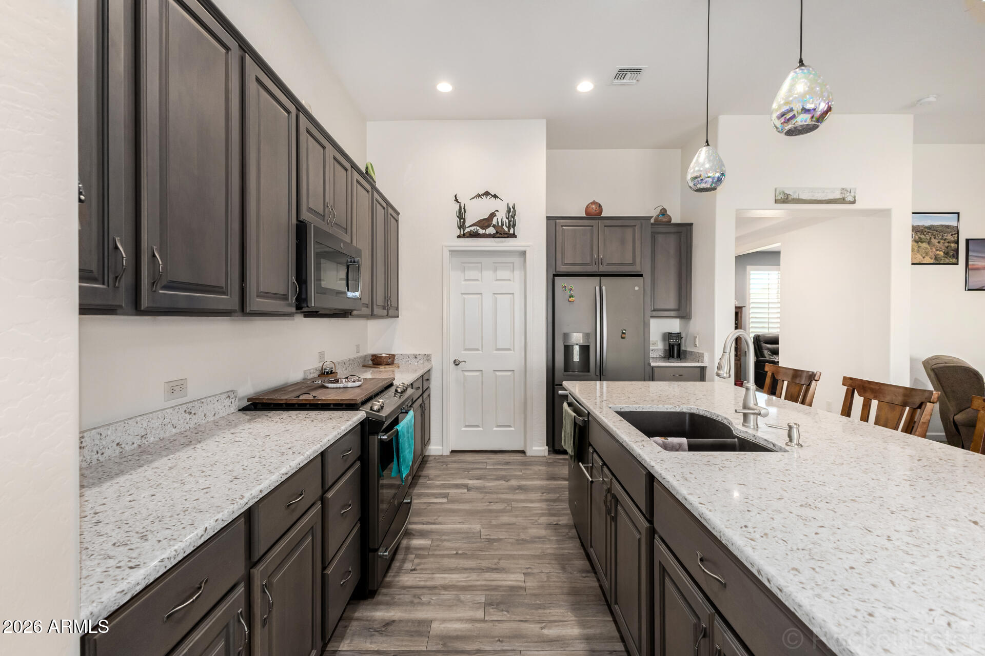 4529 W LOMA VERDE Avenue