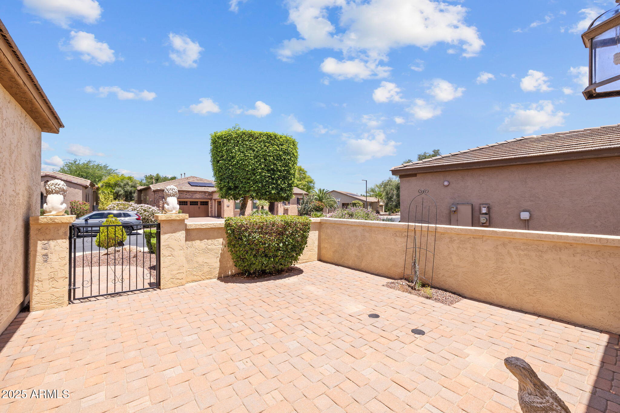 12945 W YELLOW BIRD Lane