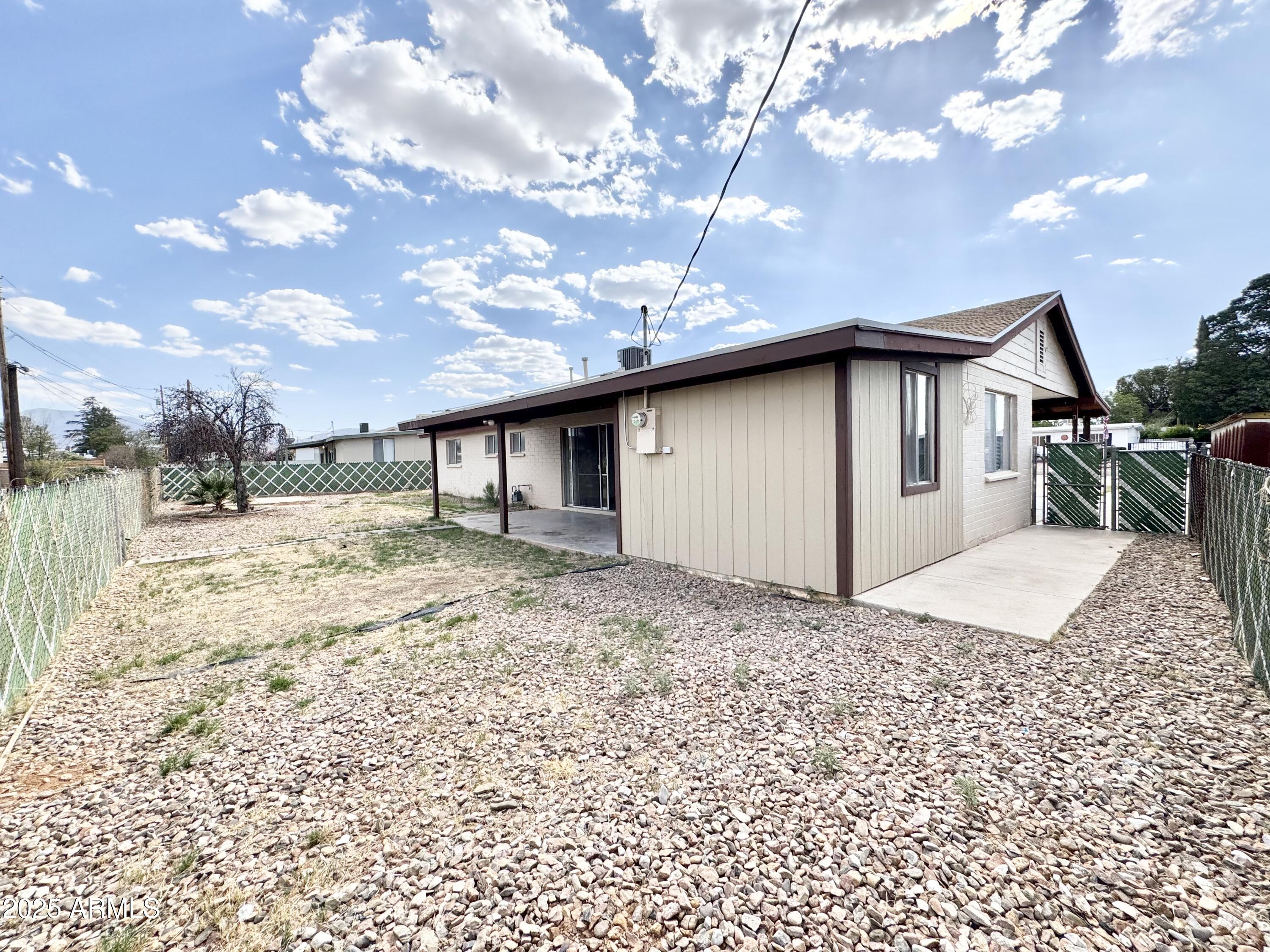 GARDEN CANYON HEIGHTS - Residential