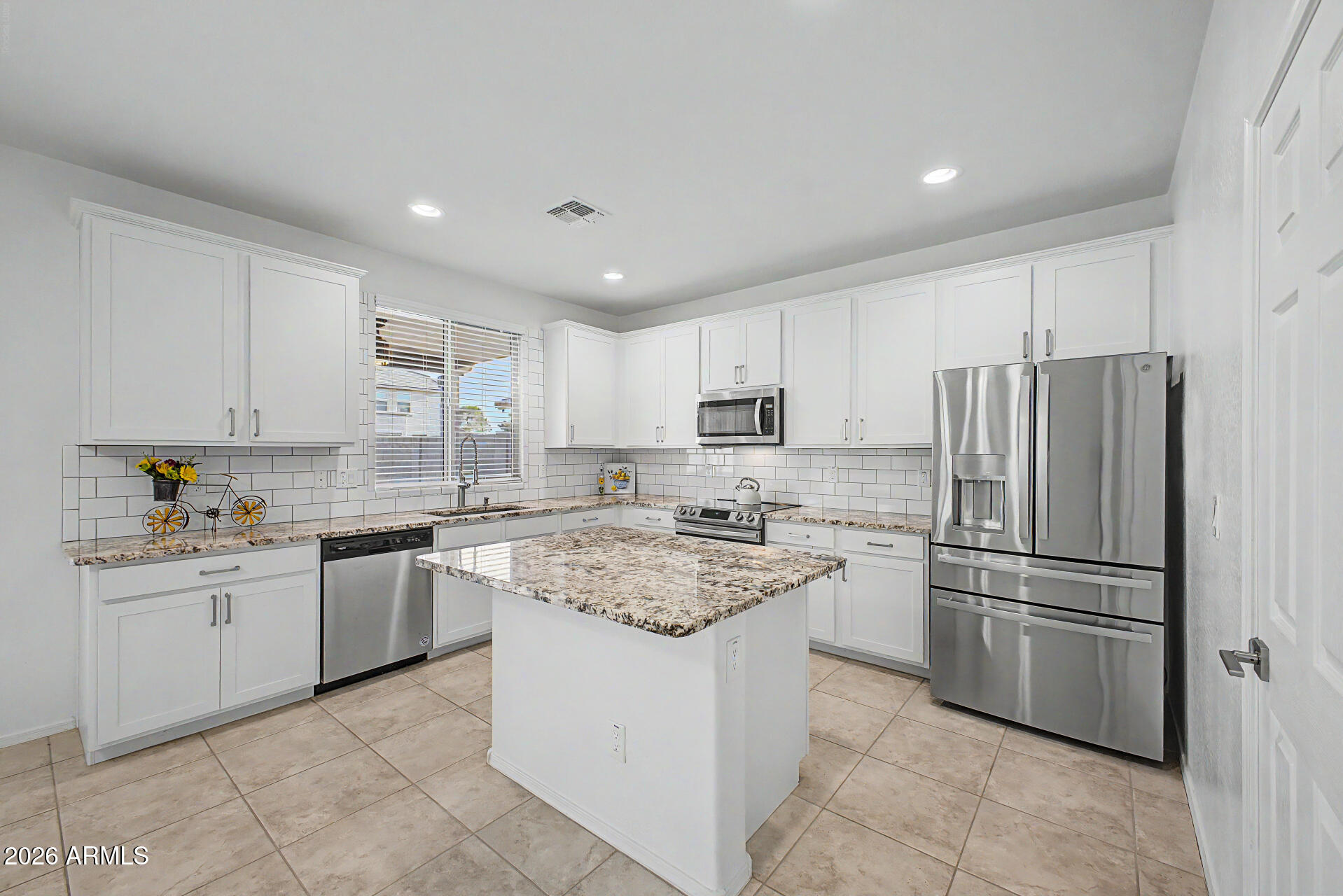 17561 W VILLA HERMOSA Lane