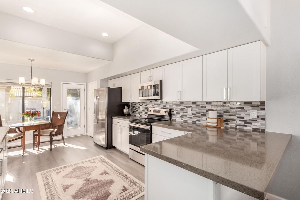 Photo of 920 E Mcnair Drive, Tempe, AZ 85283 (MLS # 6965898)