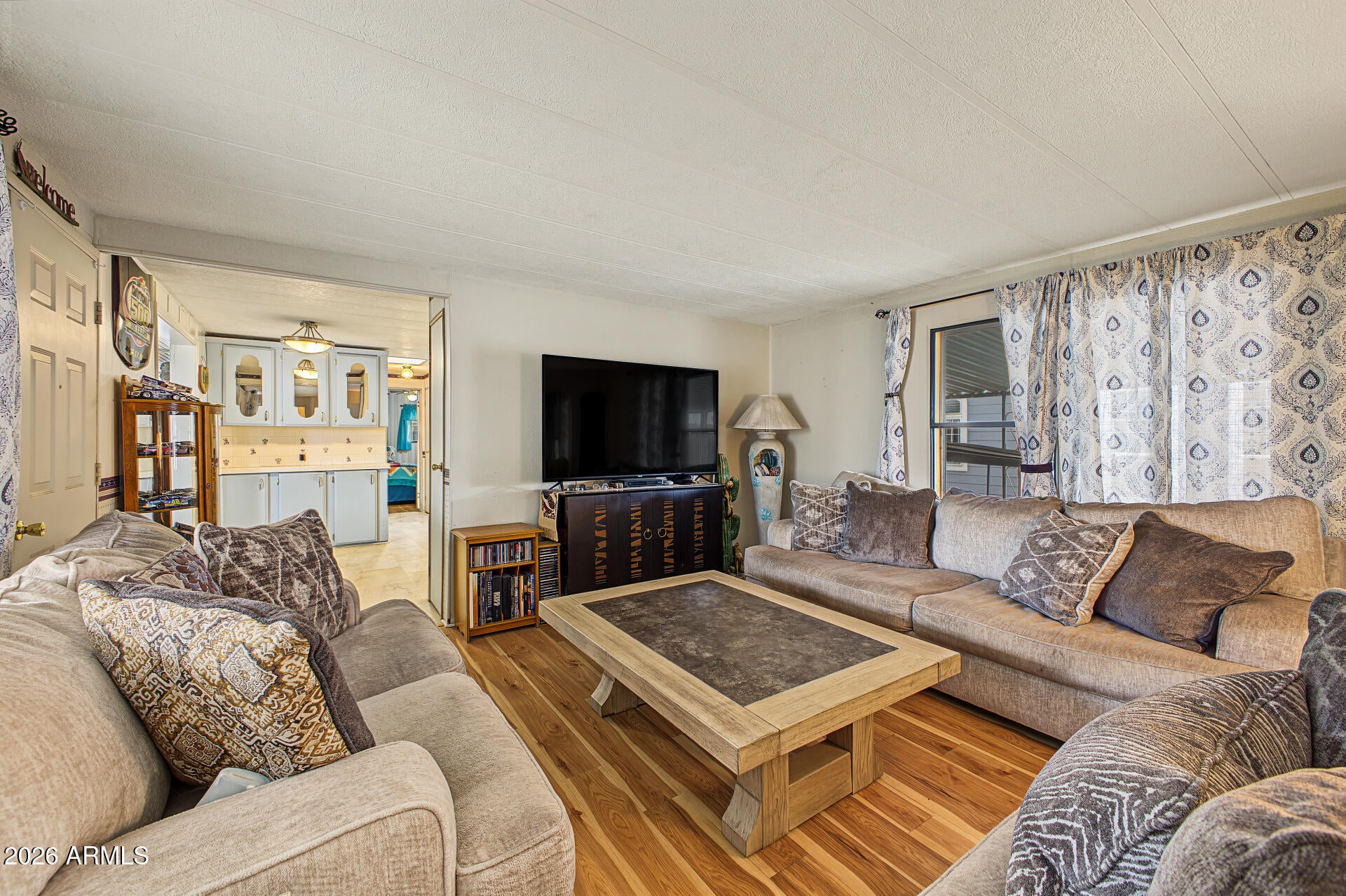 201 S GREENFIELD Road 216