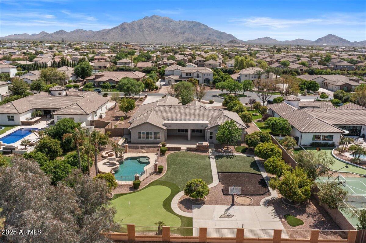 3410 E VALLEJO Court