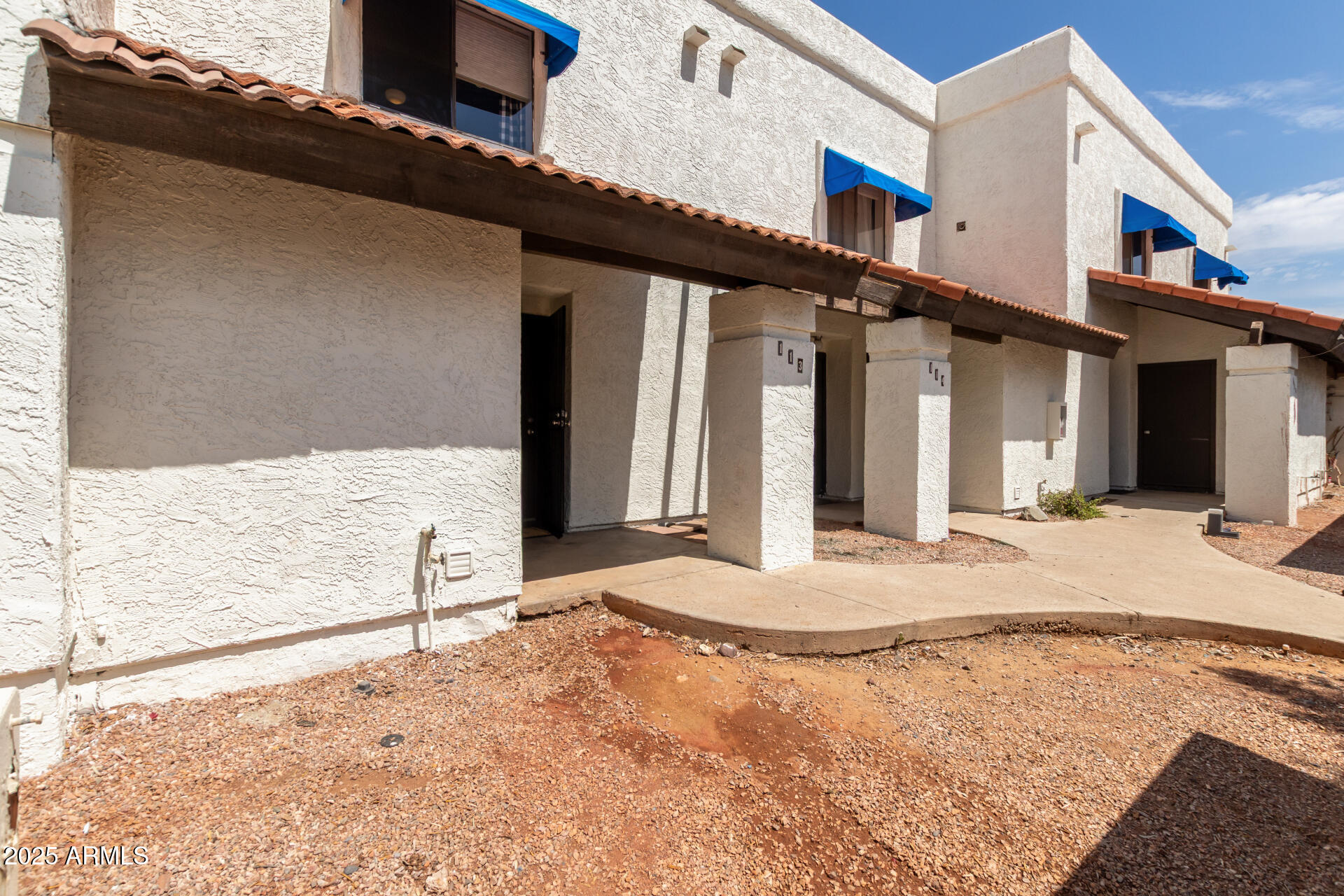 2121 W UNION HILLS Drive 113