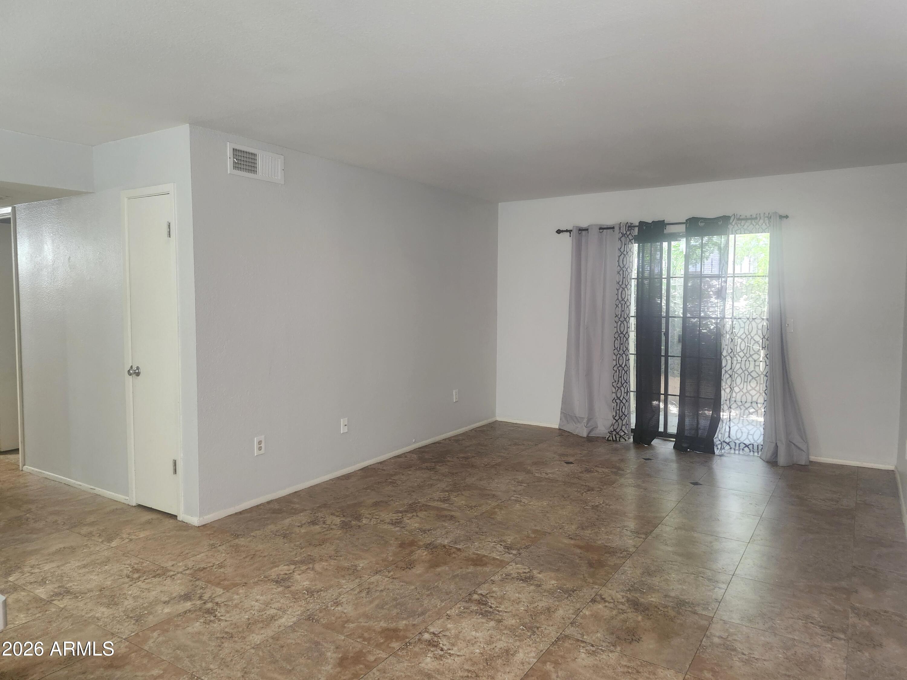 3119 W COCHISE Drive 131