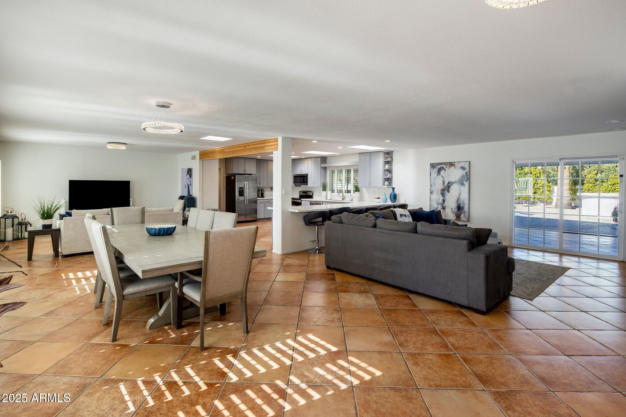 THUNDERBIRD EAST UNIT 2 - Residential