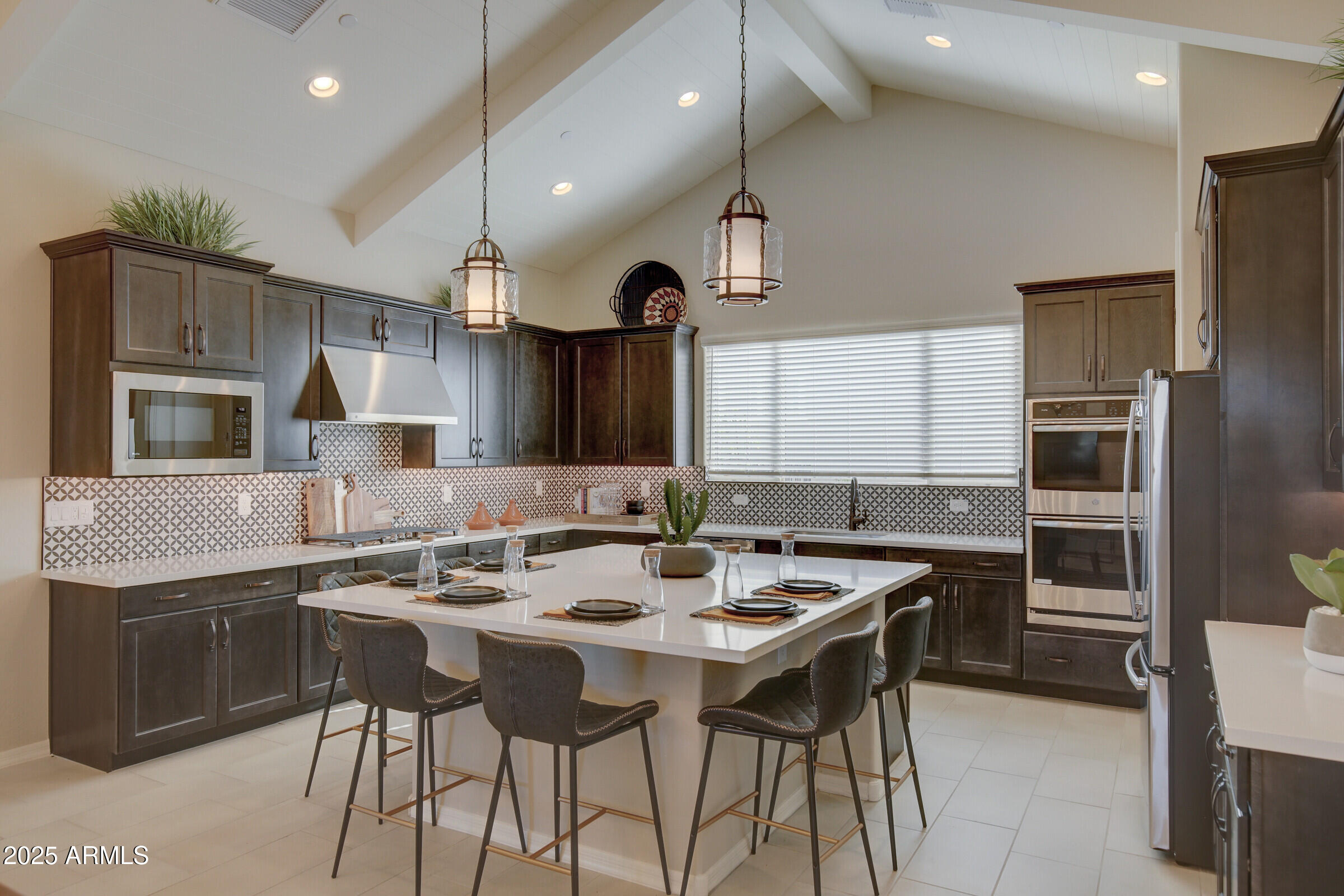 20945 W Pasadena Avenue