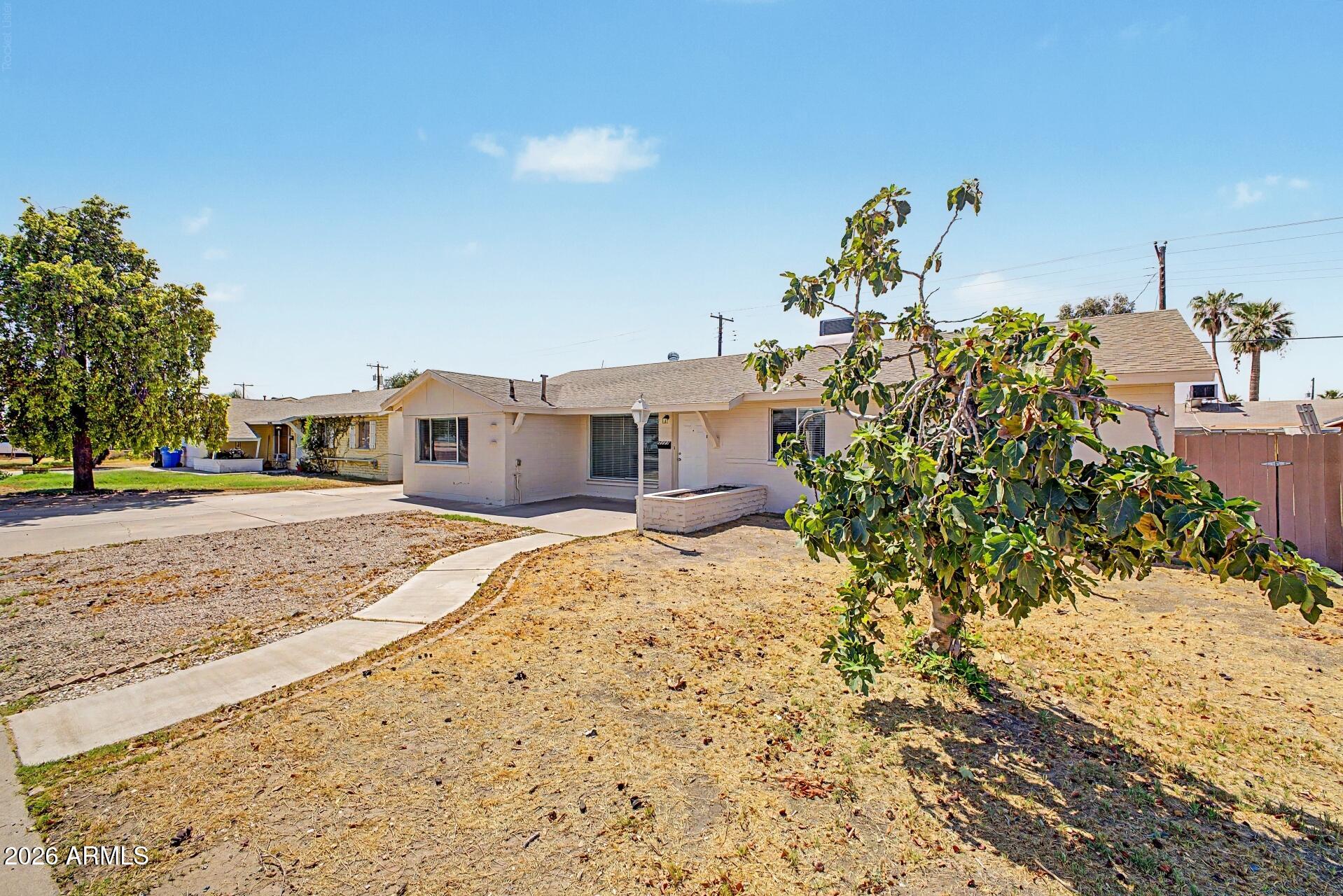 3731 W GLENN Drive