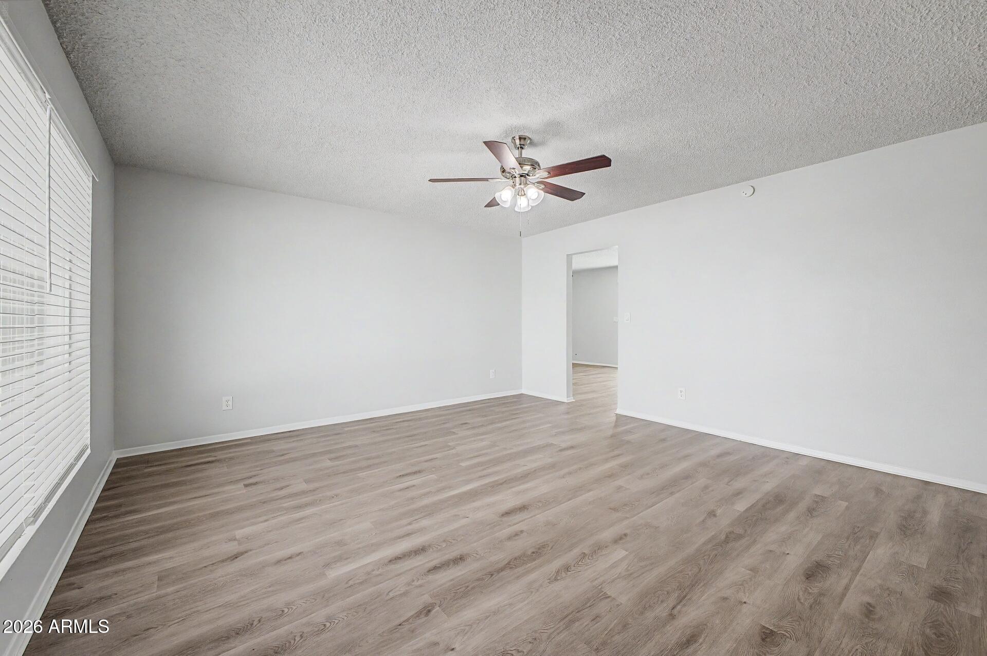 3731 W GLENN Drive
