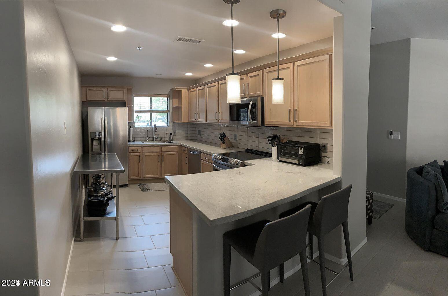 19700 N 76TH Street 1035