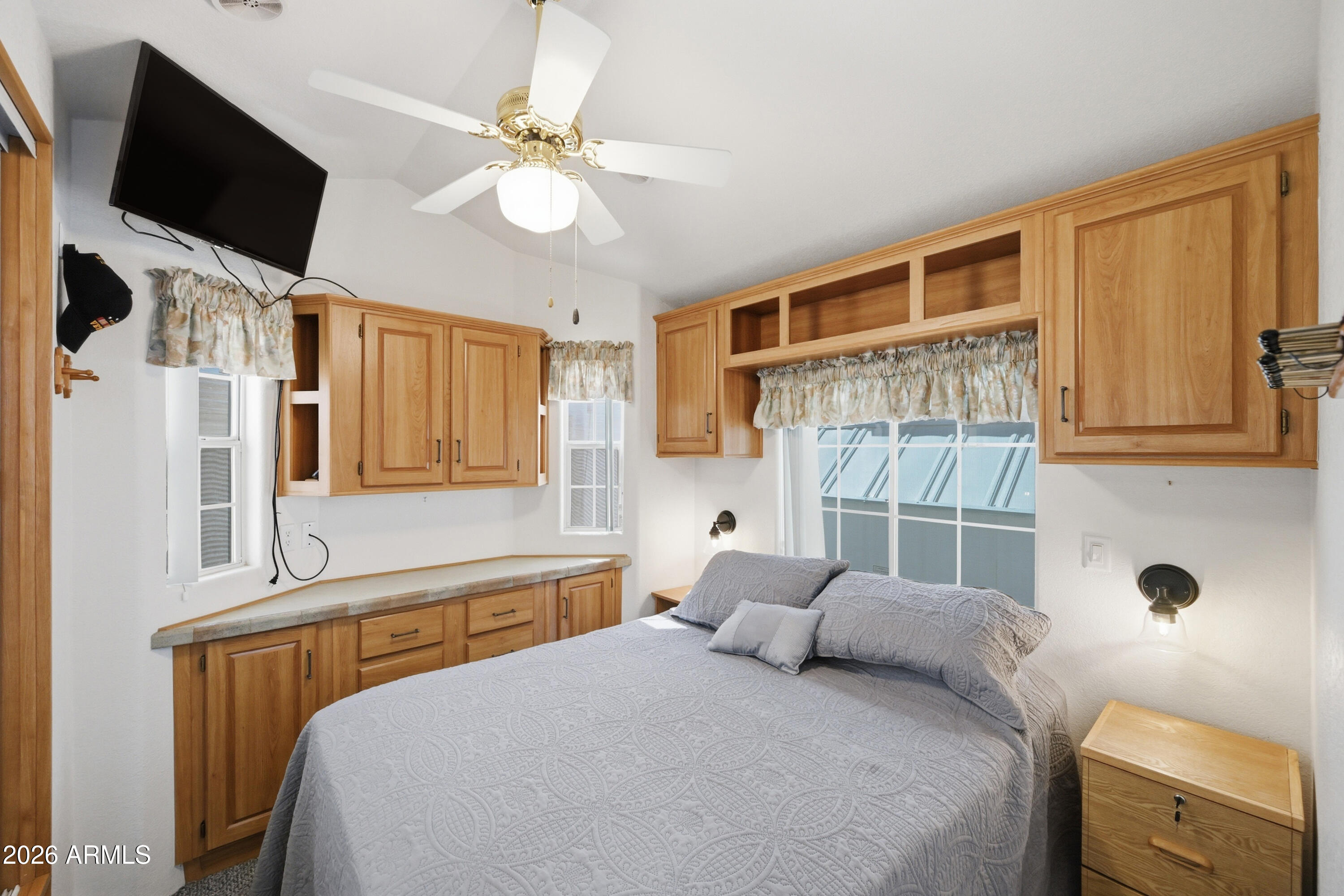 313 E MARICOPA Boulevard