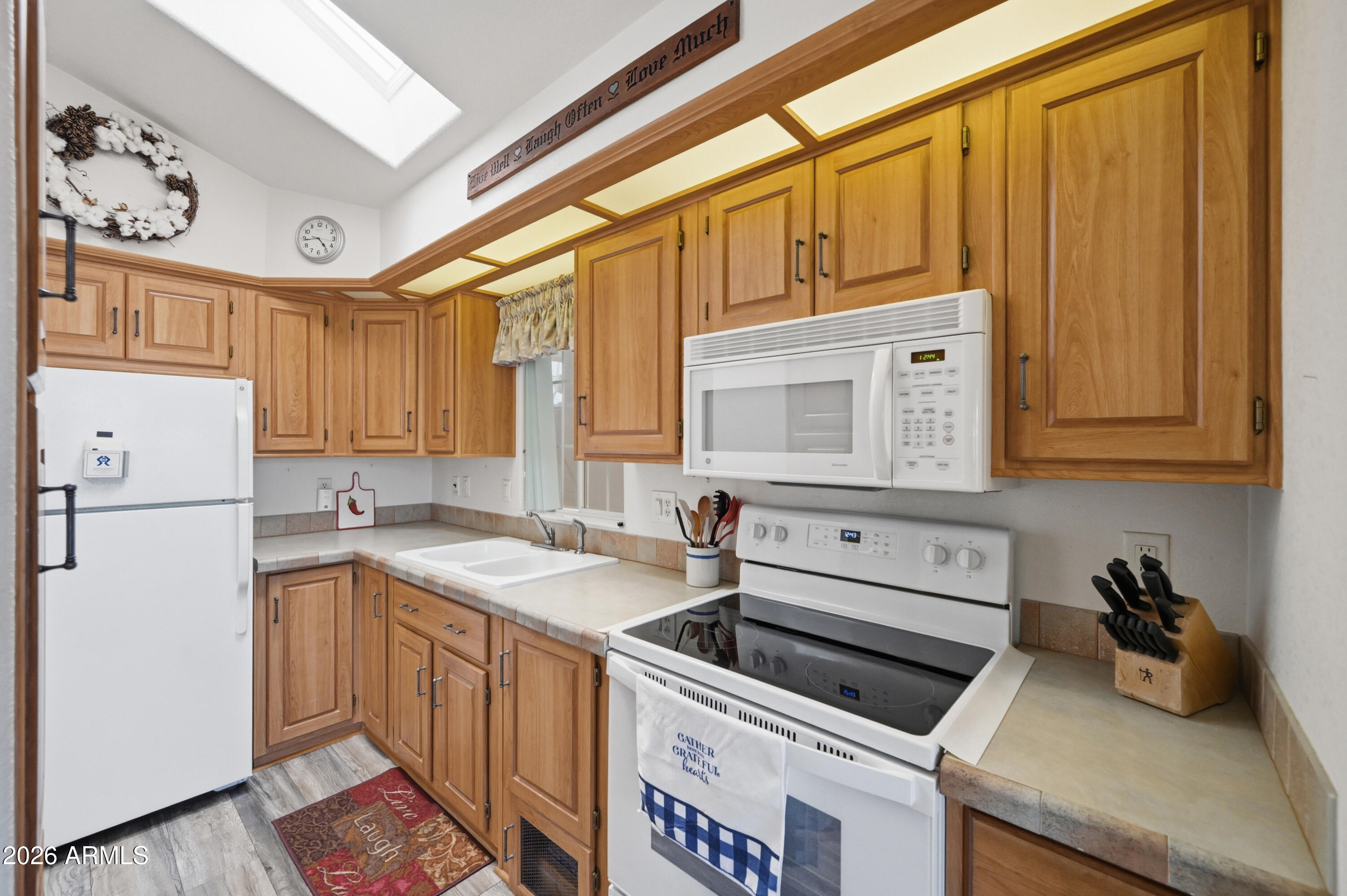 313 E MARICOPA Boulevard