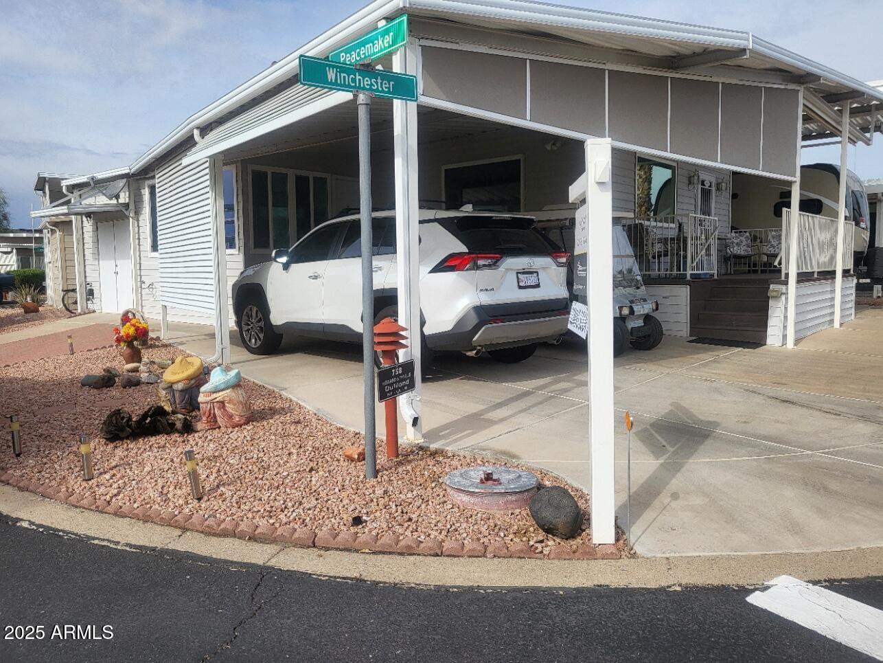 17200 W BELL Road 758