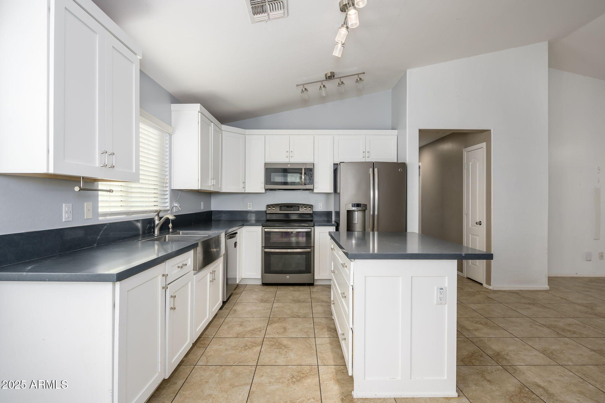 Homes for Sale in Queen Creek Arizona 2 1429 S 237TH Lane