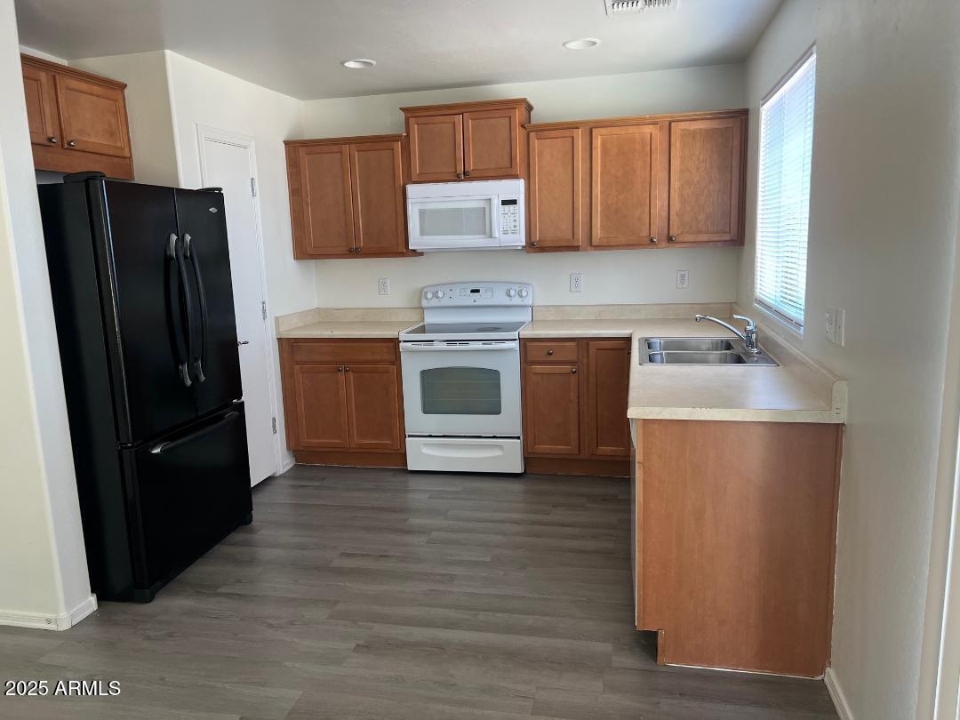 2982 N DAISY Drive N