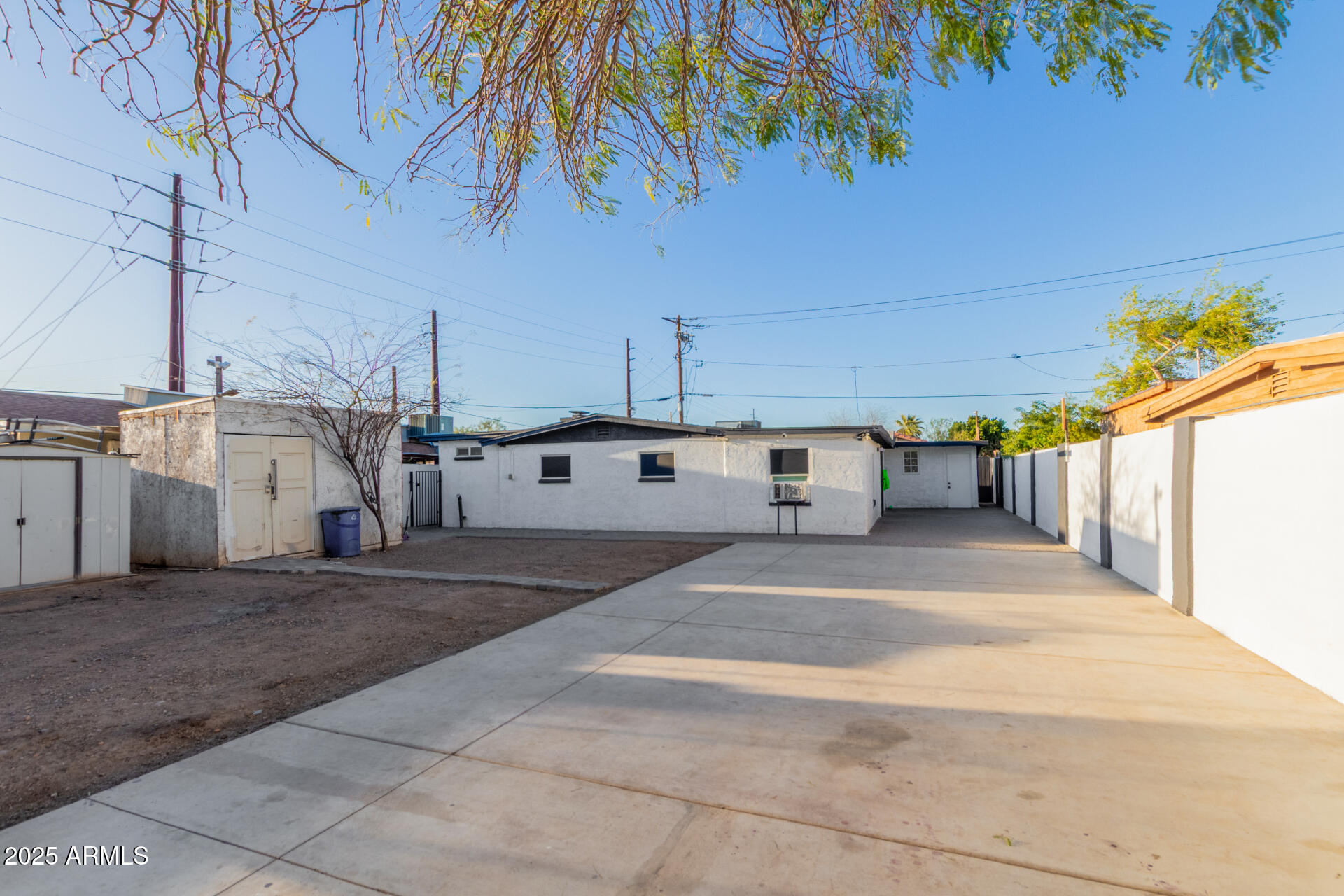 1506 E MARGUERITE Avenue
