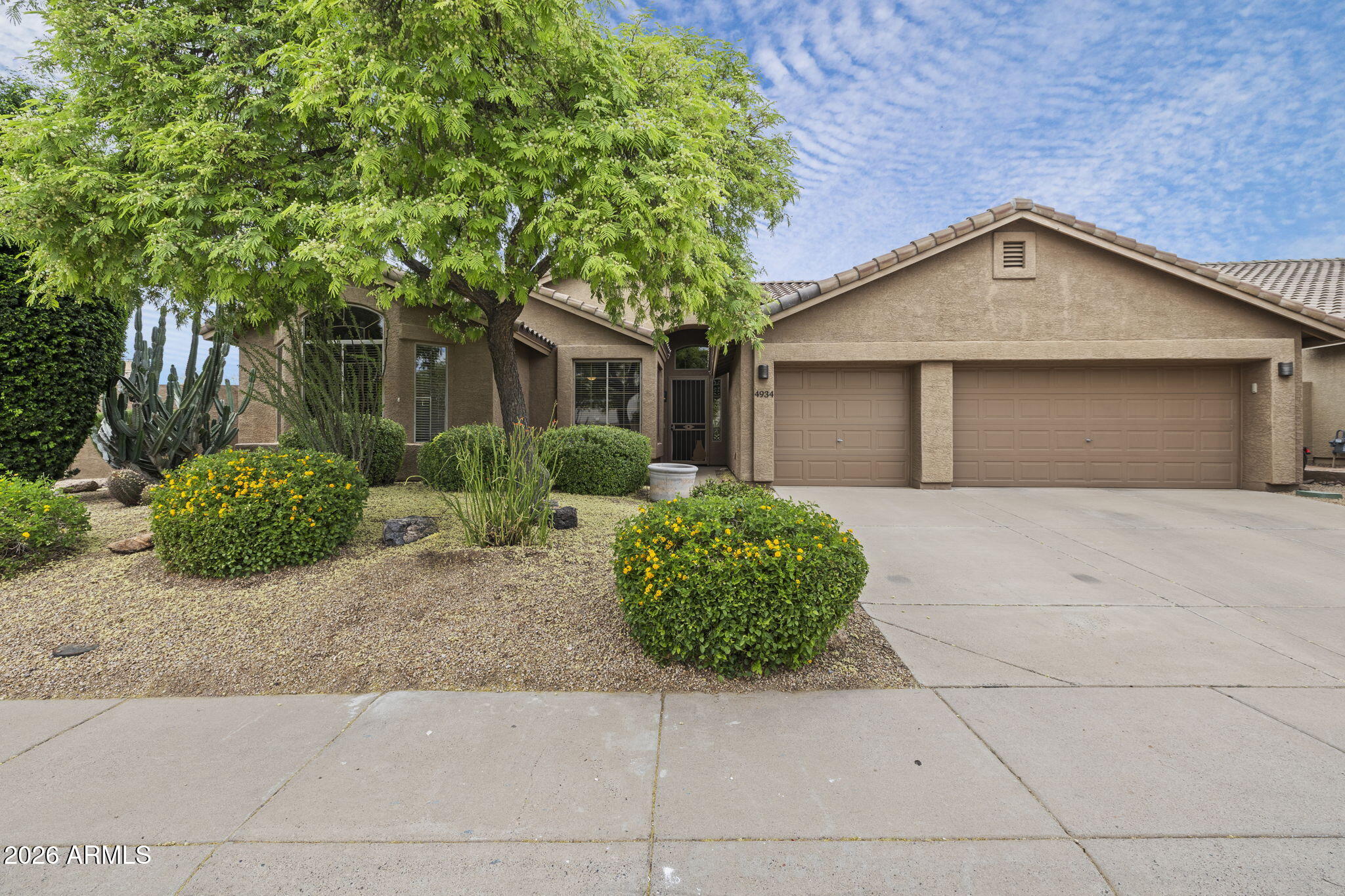 4934 E SKINNER Drive