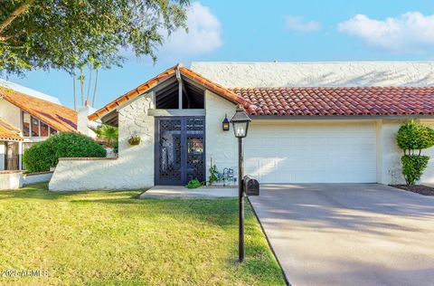 5822 N SCOTTSDALE Road Paradise Valley AZ 85253