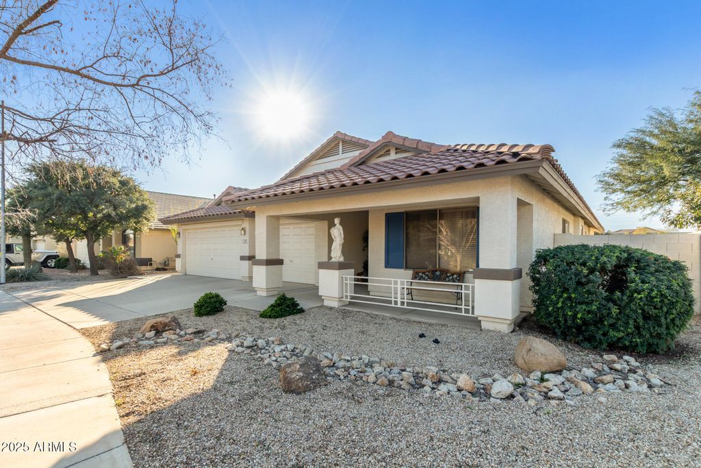 Photo of 128 N 166th Lane, Goodyear, AZ 85338 (MLS # 6959871)